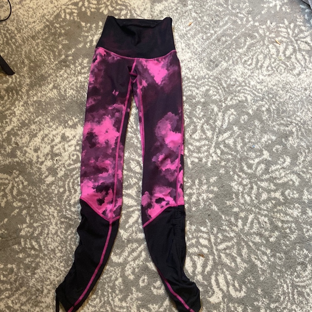 Lululemon pink mesh tie dye size 2